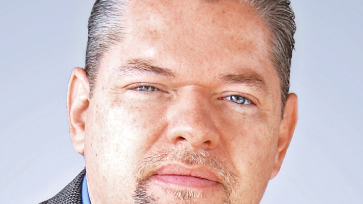 How Augmented Reality is Changing Quality Control for Carmakers