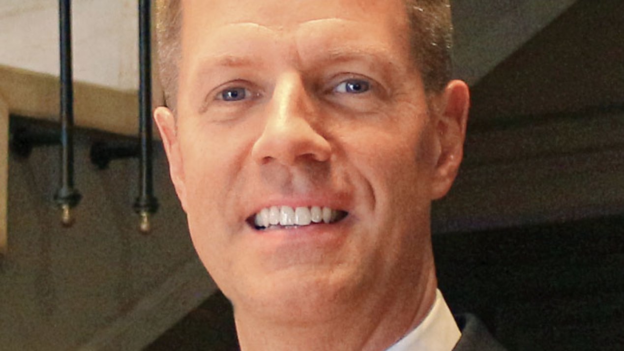 Emirates Aims High, With Expanded Networks, Enhanced Services