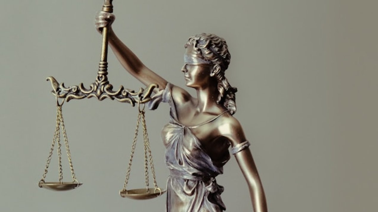 Deputies Set Course for Approval of Judicial Reform in September