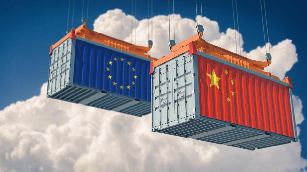 EU Ponders Chinese EV Tariffs Amid Growing Trade Tensions