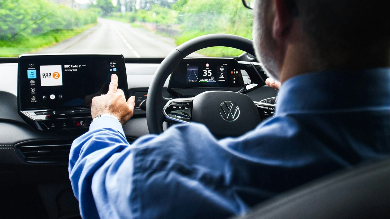 FTC Urged to Investigate Car Manufacturers' Data Practices