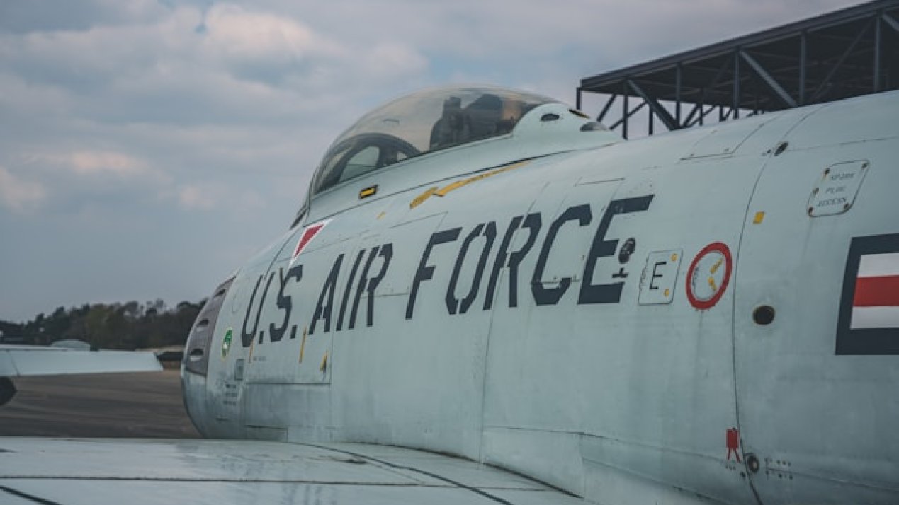 US Air Force Advances CCA Program with AI Integration