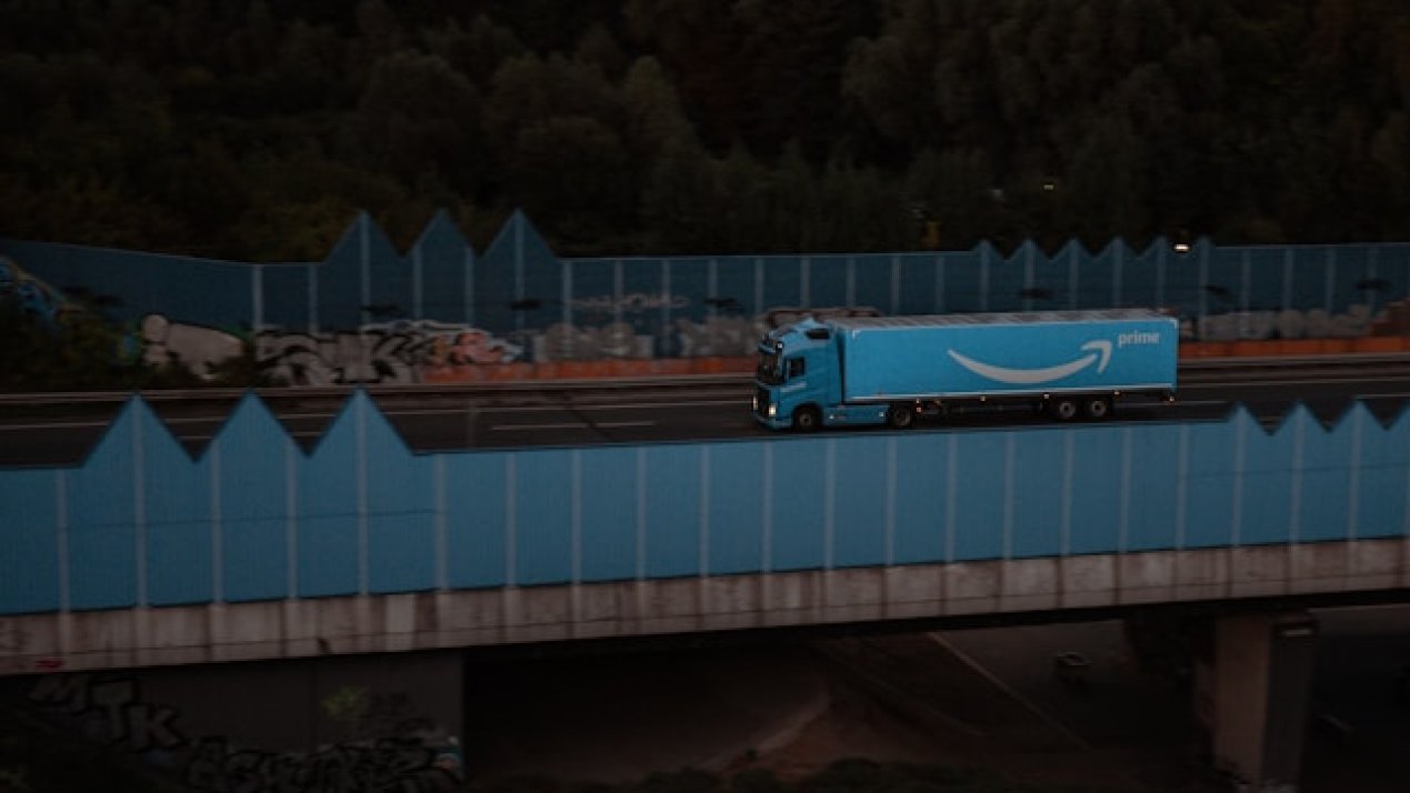 Rivian Pauses Amazon Van Production Due to Parts Shortage