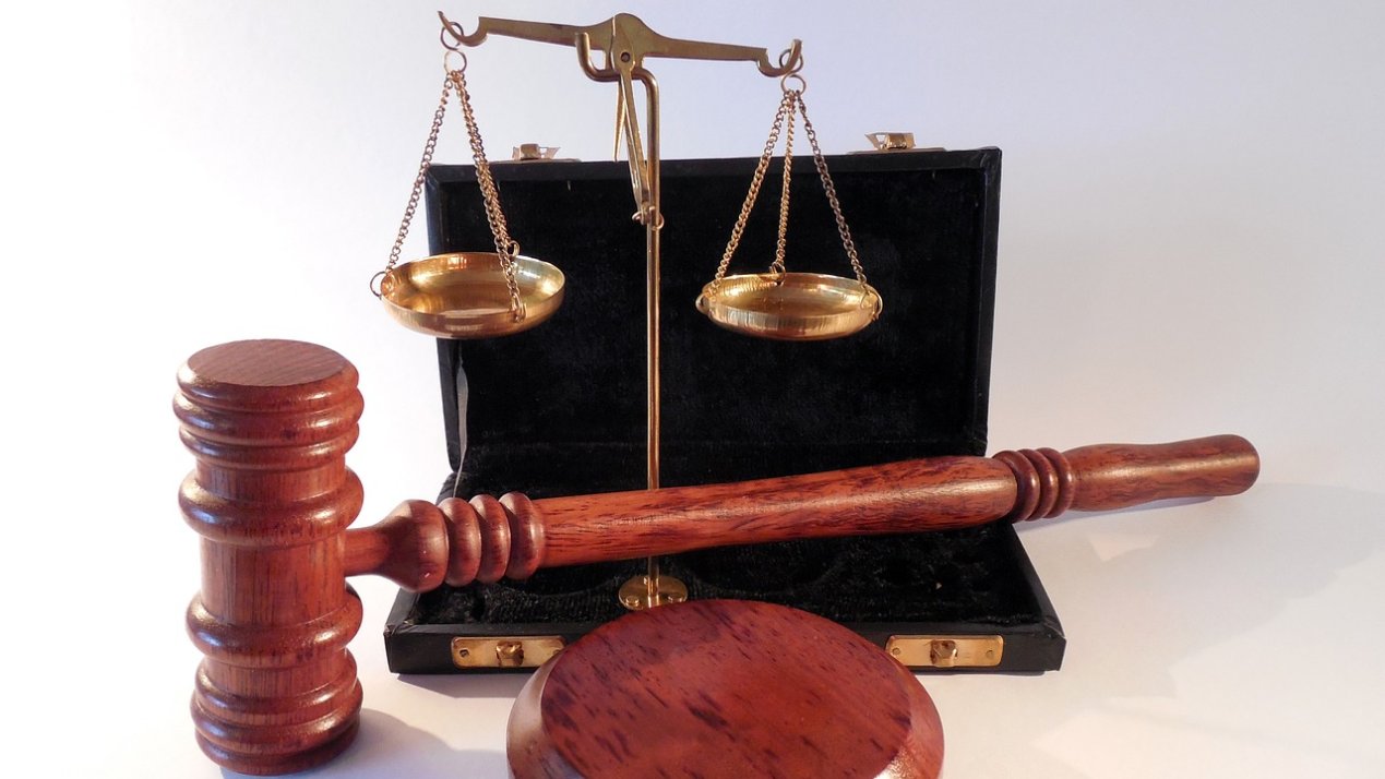 Judicial Reform: Assessing Its Legality and Transition Prospects