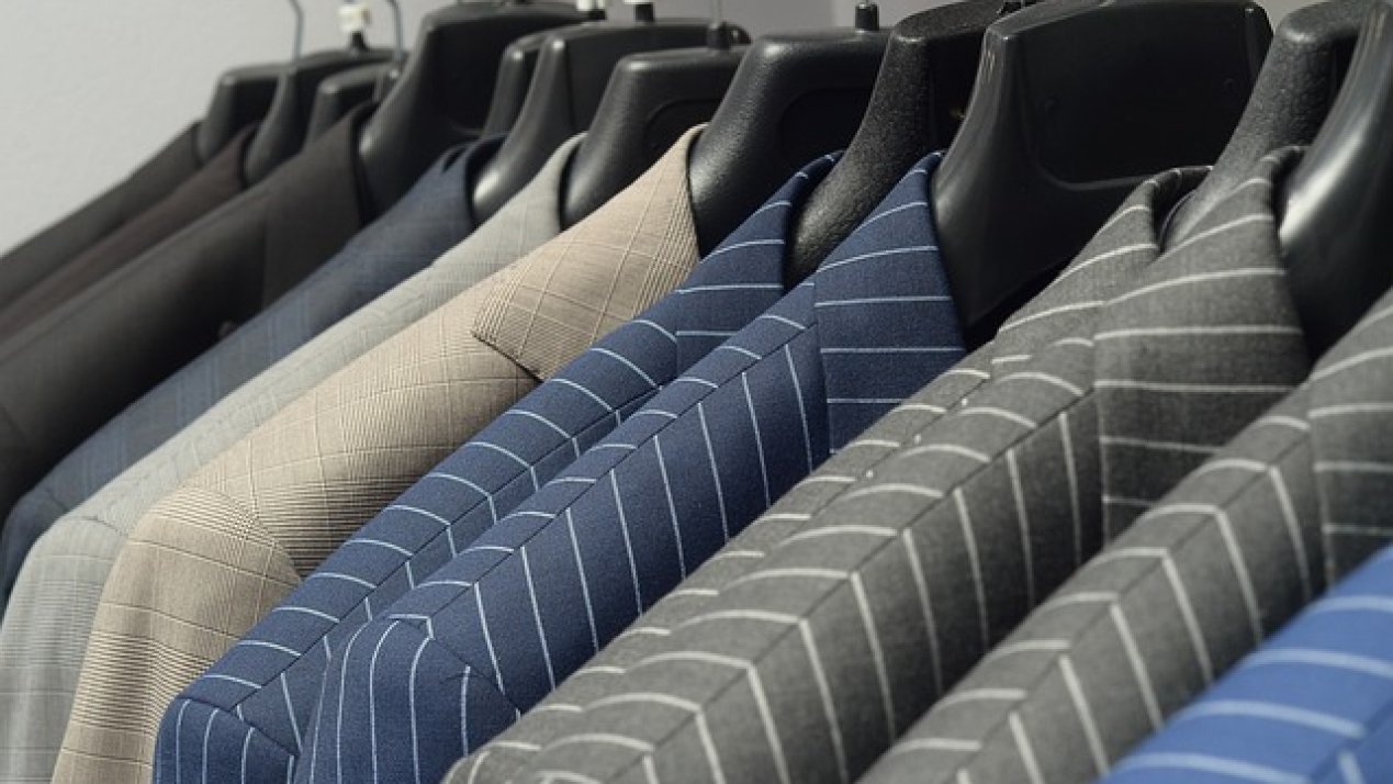 Post-Pandemic Office Attire: Comfort Meets Professional Style