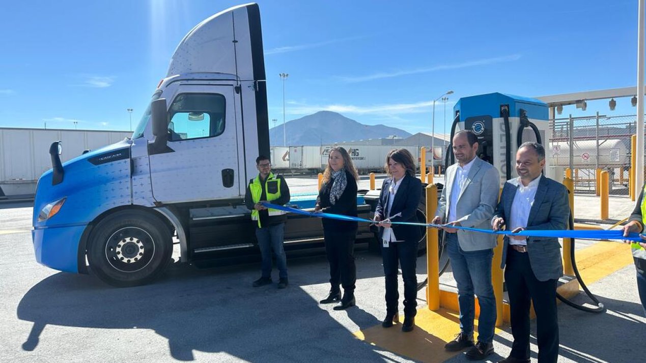 Daimler Truck Inaugurates Its Third Electric Island in Saltillo