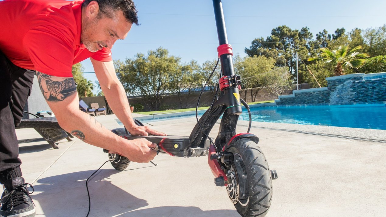 Mexico City Reviews E-Bike, Scooter Rules Over Speed Concerns