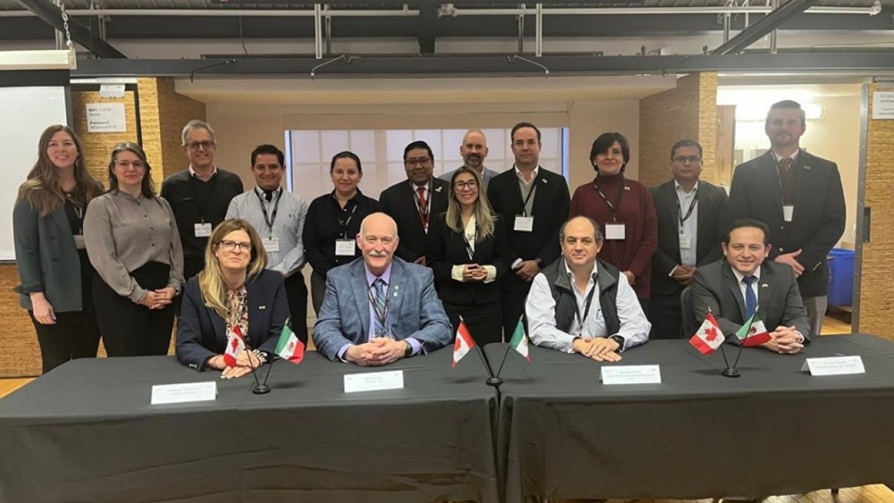 Mexico, Canada Strengthen Agricultural Ties 