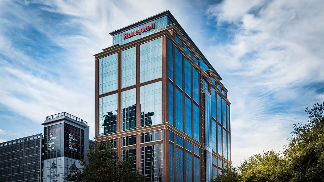 Honeywell Weighs Aerospace Spin-Off