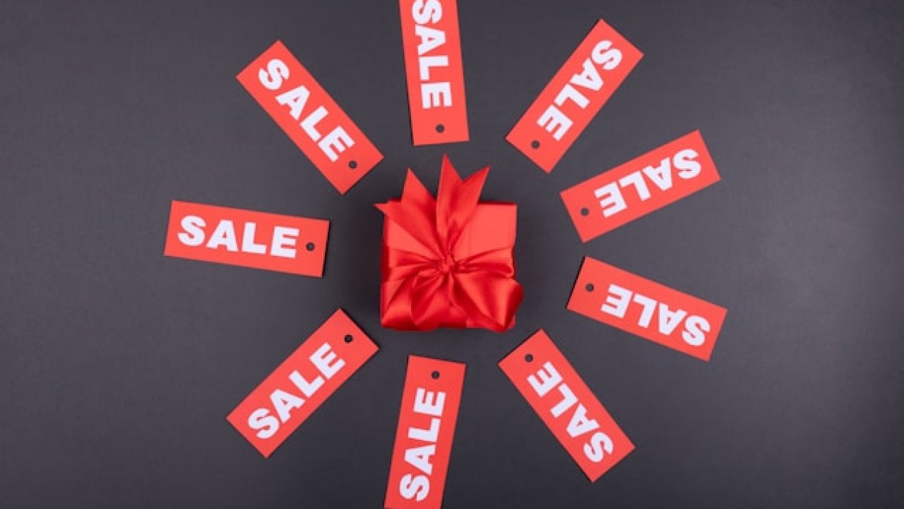 Surge in Cyberattacks Intensifies During Holiday Shopping Season