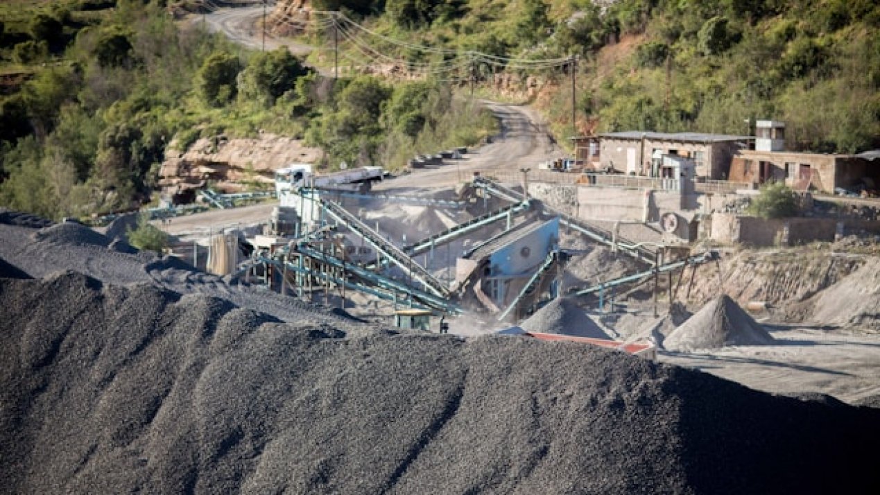 Launch of Major Mining Projects Delayed Until 2025