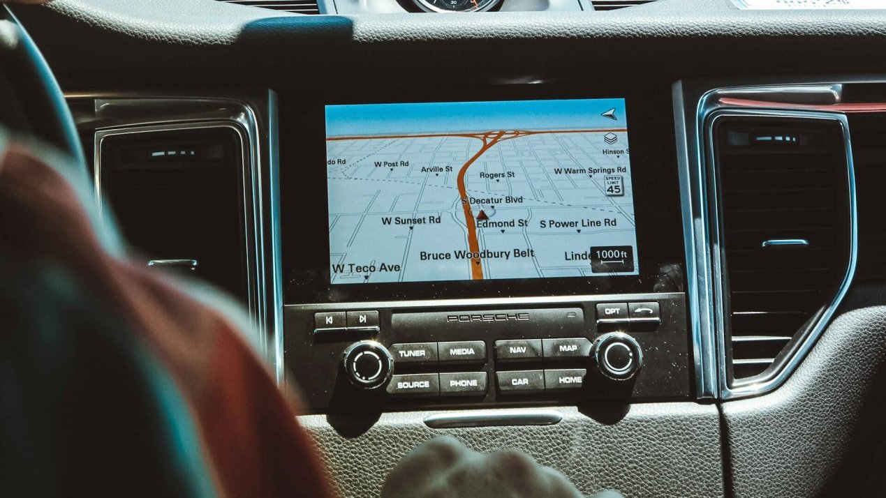 Biden Finalizes Ban on Chinese Vehicles Over Security Issues