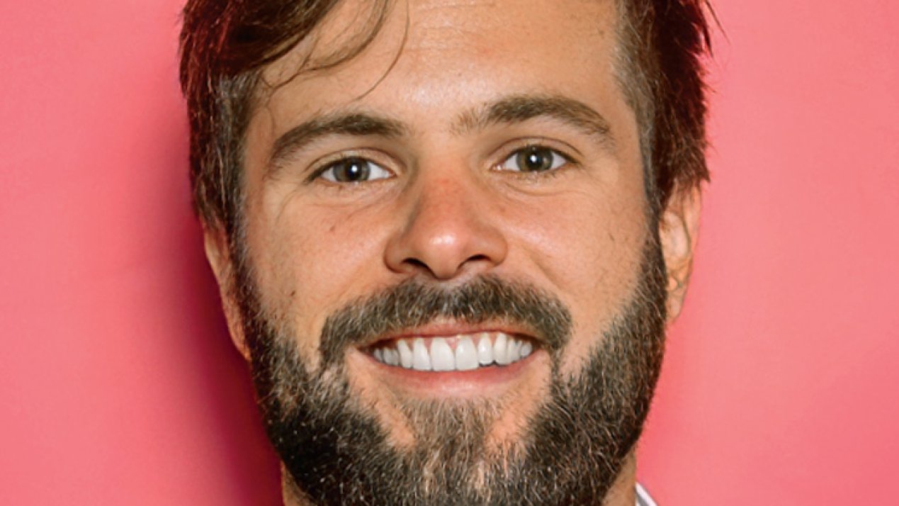 Transforming Enterprises: From Hierarchies to Agile Teams