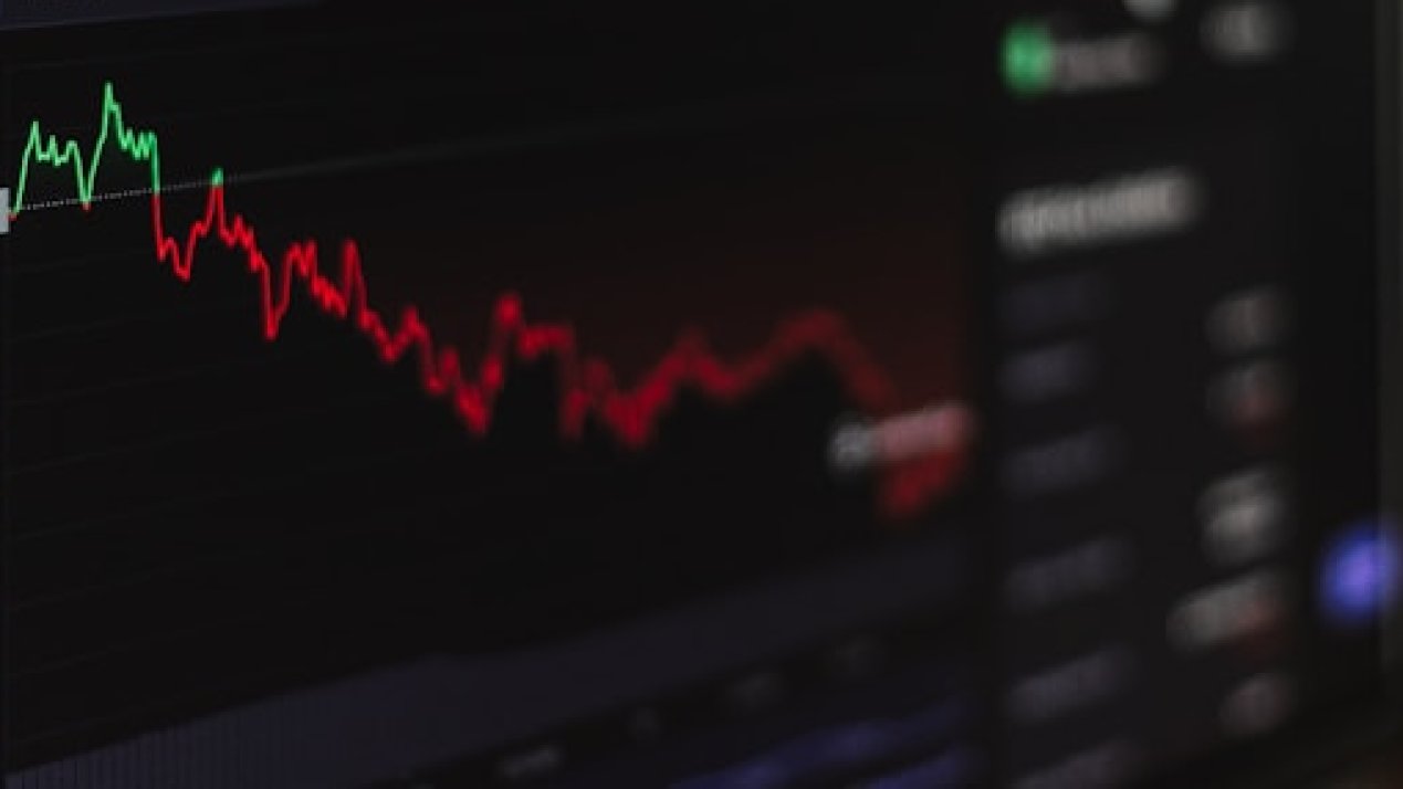 FIBRAS Index Drops 18.09% in 2025