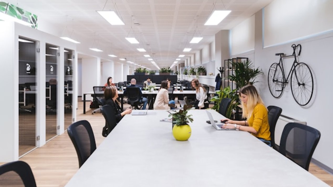 Mexico’s Congress Debates Proposal to Cut Workweek to 40 Hours