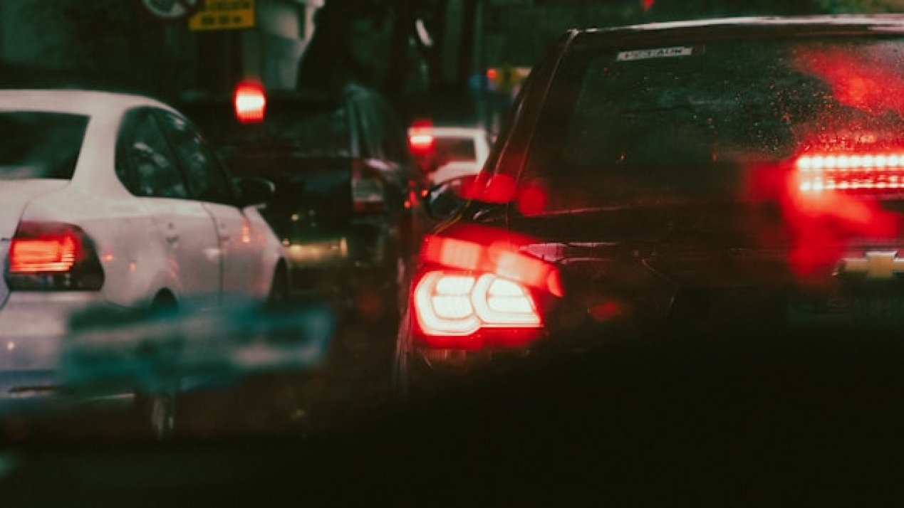 Rising Commuting Costs: The Price of Returning to the Office