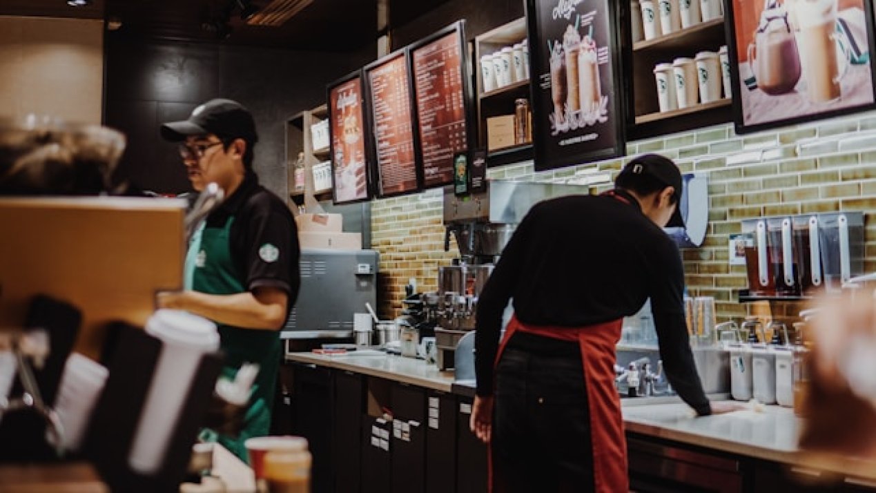 Starbucks to Cut 1,100 Corporate Jobs Amid Restructuring