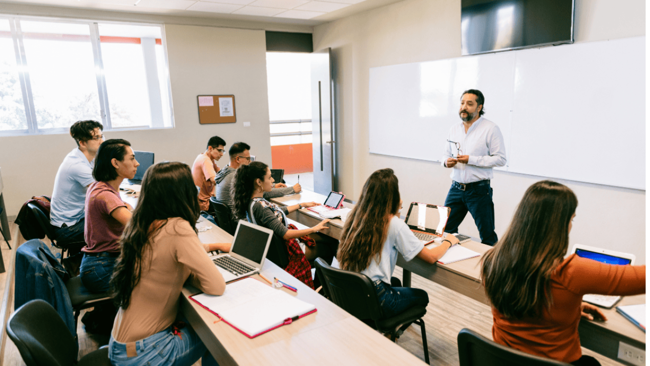 AI in Mexican Classrooms: Optimism Meets Caution