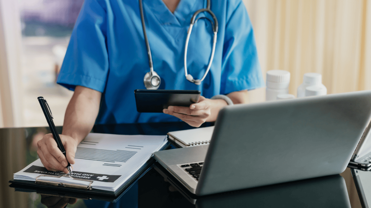 Health Services Cut as Mexico Misses 2025 Budget Goals