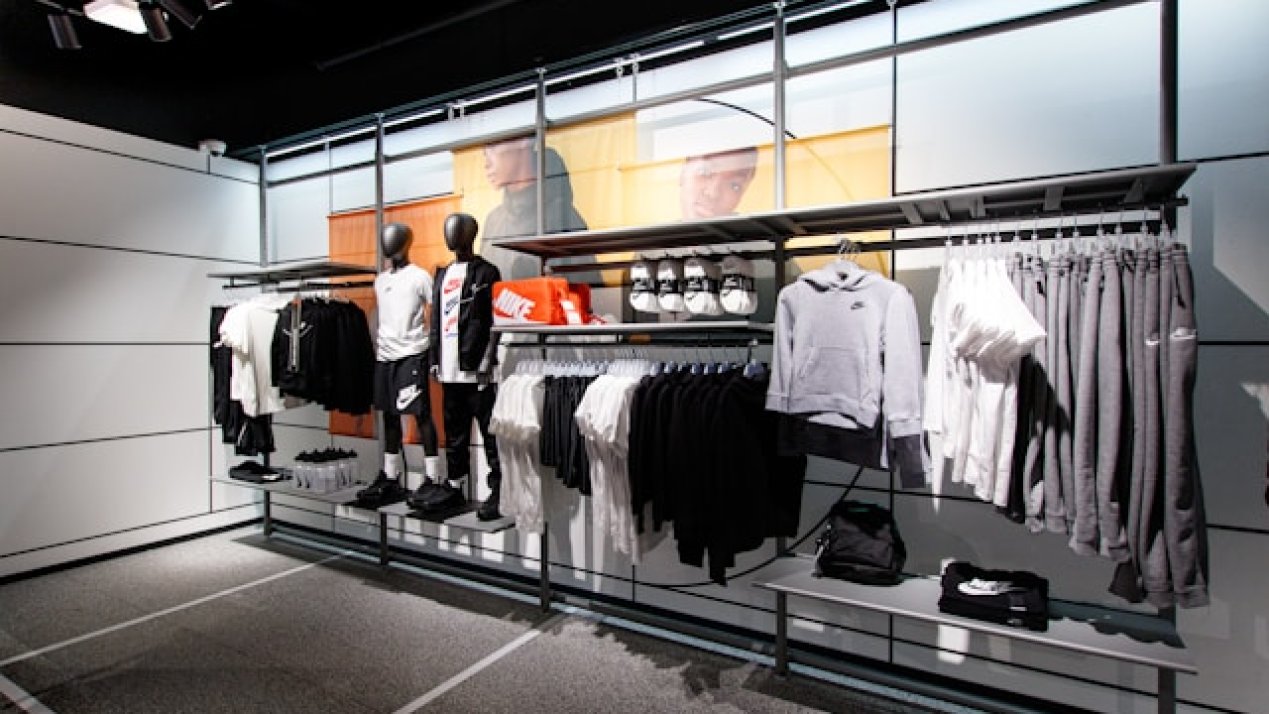 Adidas, Puma to Raise US Prices After Nike Tariff-Driven Hike