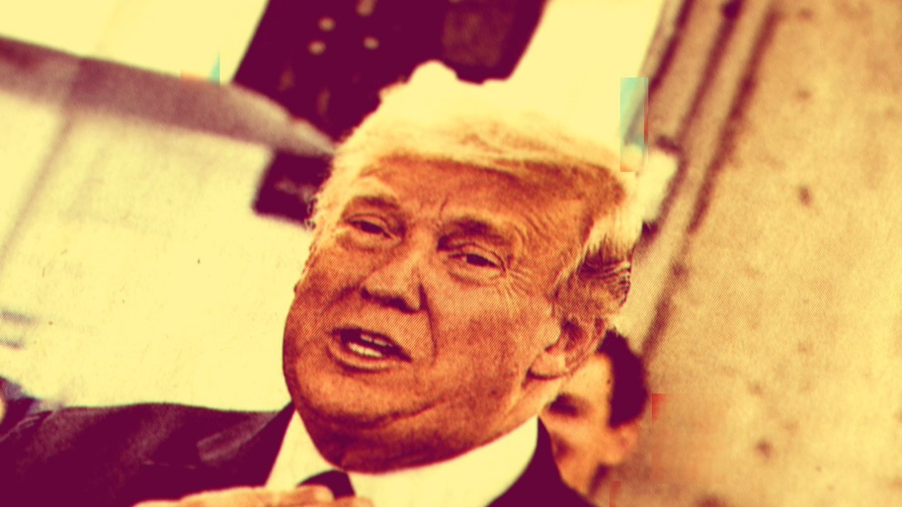 Trump Threatens a 25% Tariff on iPhones Not Made in the US