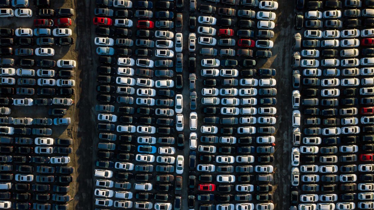 China’s Auto Growth Faces Scrutiny Over Self-Registrations