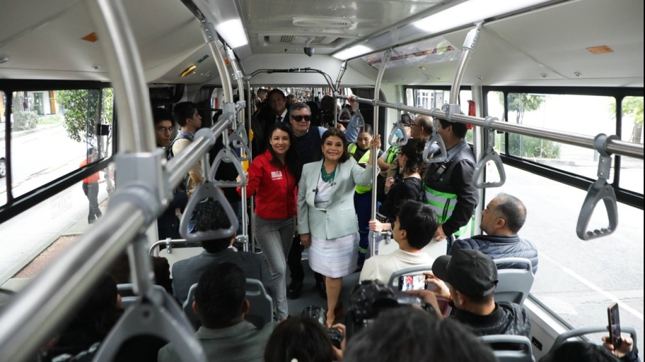 Metrobús Unveils World’s First Electric Bi-Articulated Buses