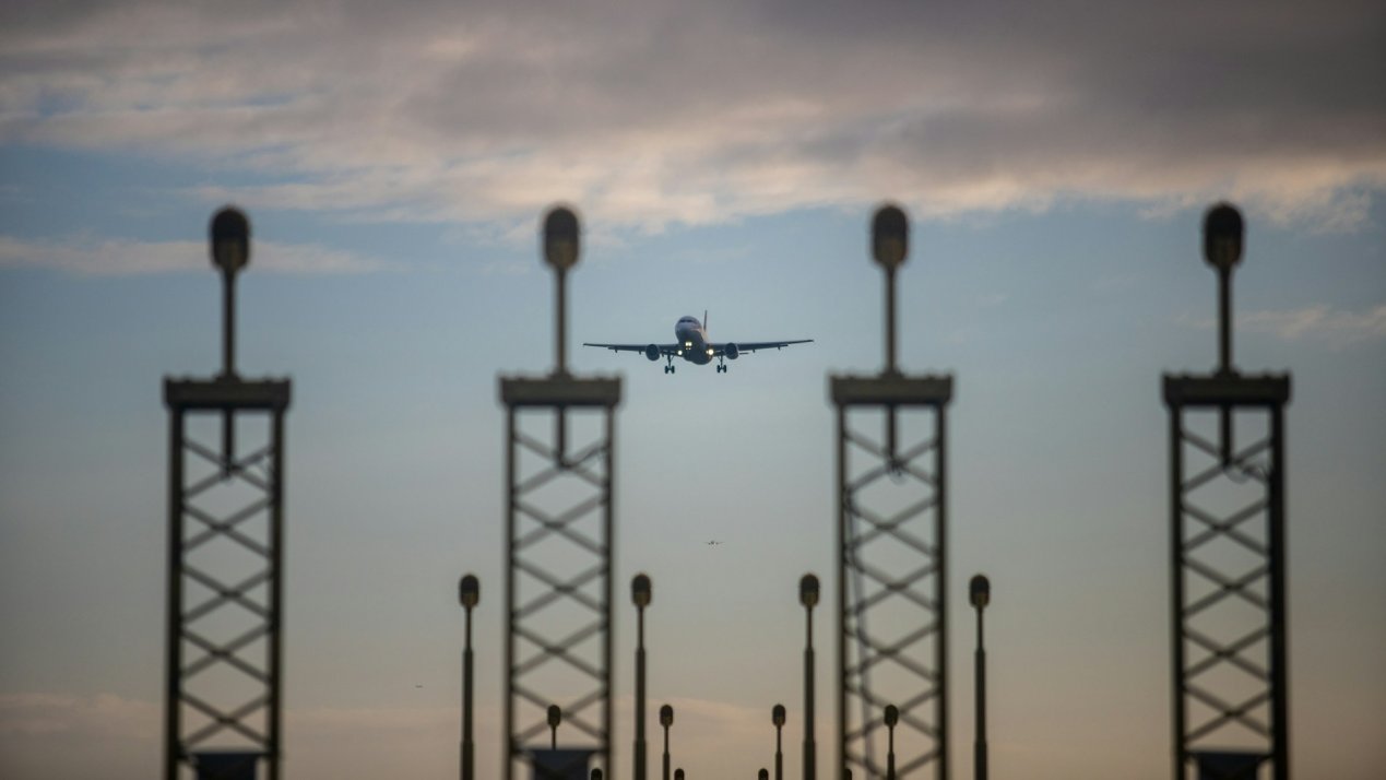 Mexico Air Safety Incidents Rise 53%, Exposing Systemic Flaws