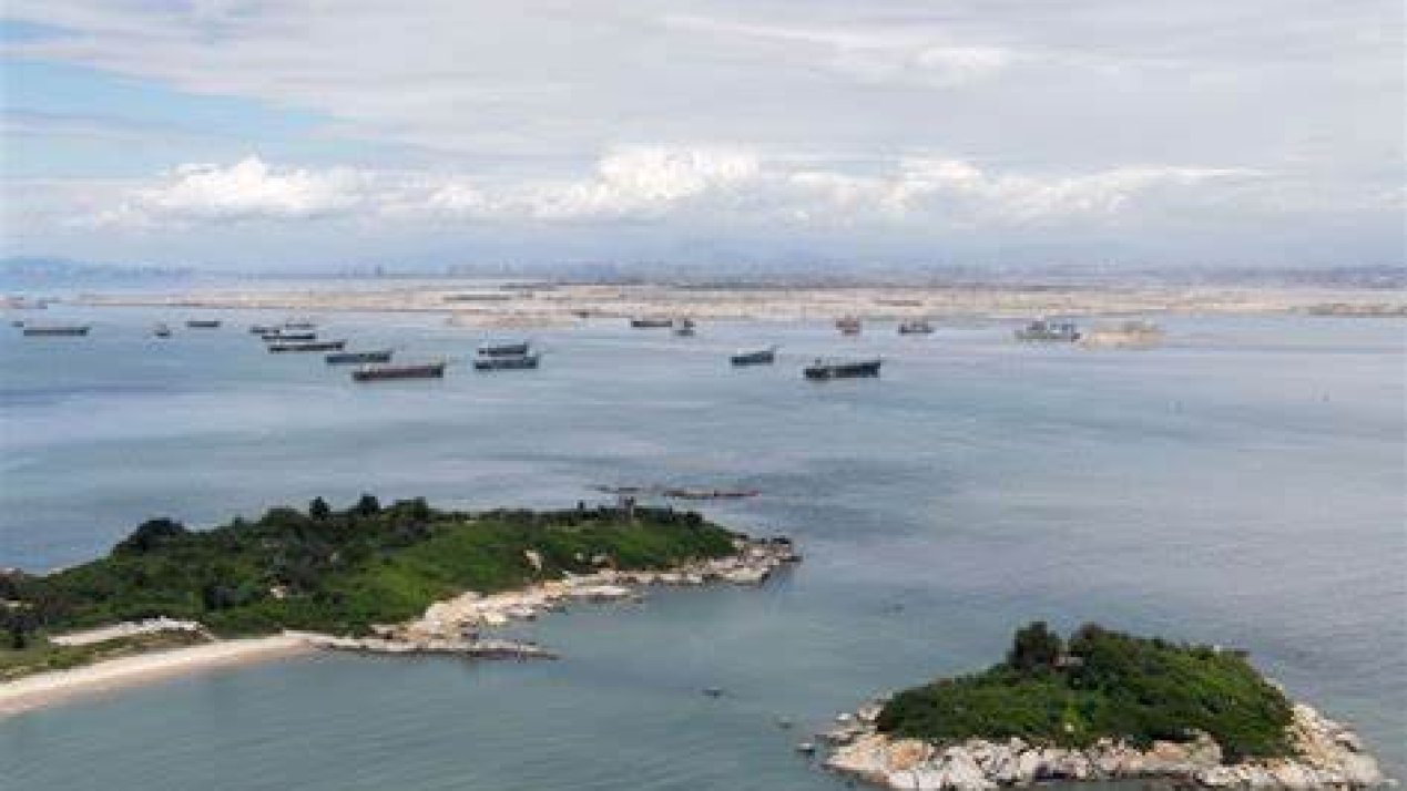 Taiwan Tests Sea Drones Near Wushi Port Amid China Tensions