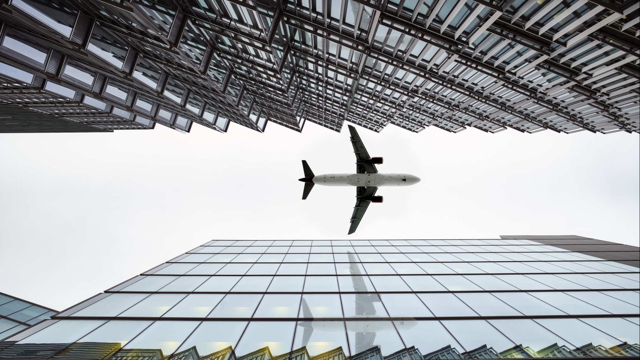 UK Plans Biggest Airspace Redesign in 70 Years by Late 2025