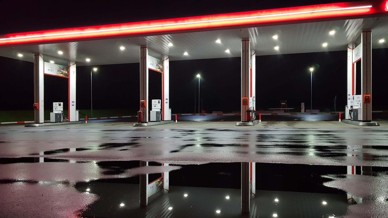 Gas Stations Face Closure Over Missing Environmental Permits