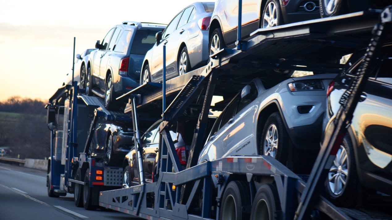 Trump Targets USMCA as Stellantis Faces US$2.7 Billion Tariff Hit