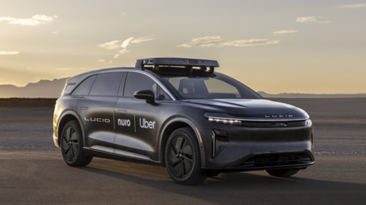 Uber to Roll Out 20,000 Robotaxis in Lucid, Nuro Deal