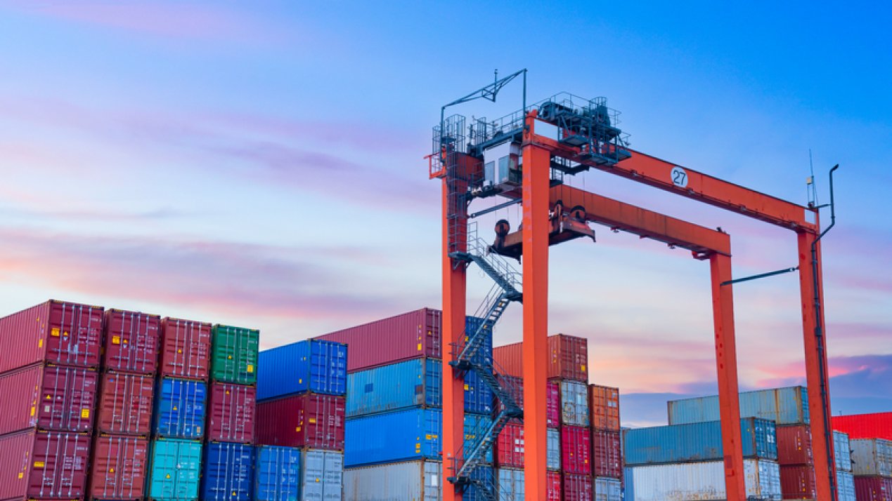 US Imposes Tariffs on Japan, South Korea