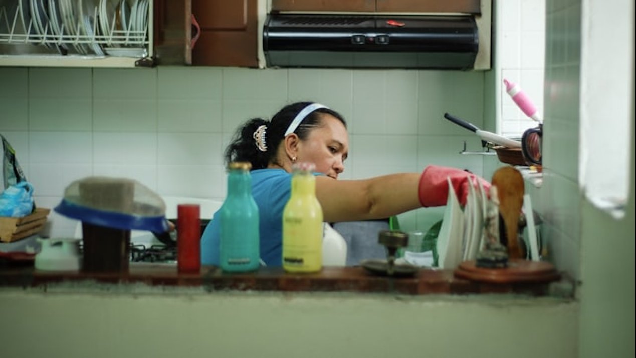 CACEH Launches App to Protect Rights of Domestic Workers