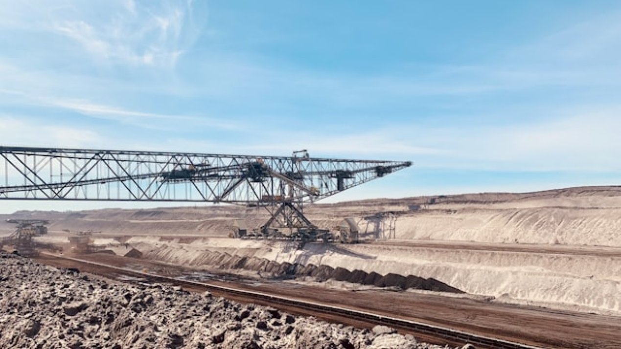 Mining Royalties Account for Over Half of SGM Revenue in 2024