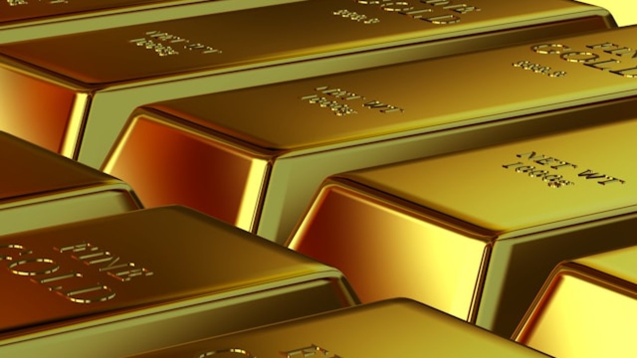 Gold Hits Fresh Record as Fed Rate Cut Expectations Grow