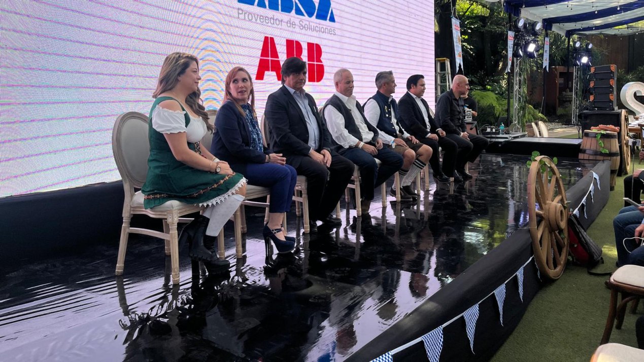 Stulz Hosts 6th Mexico City Oktoberfest for Data Center Leaders