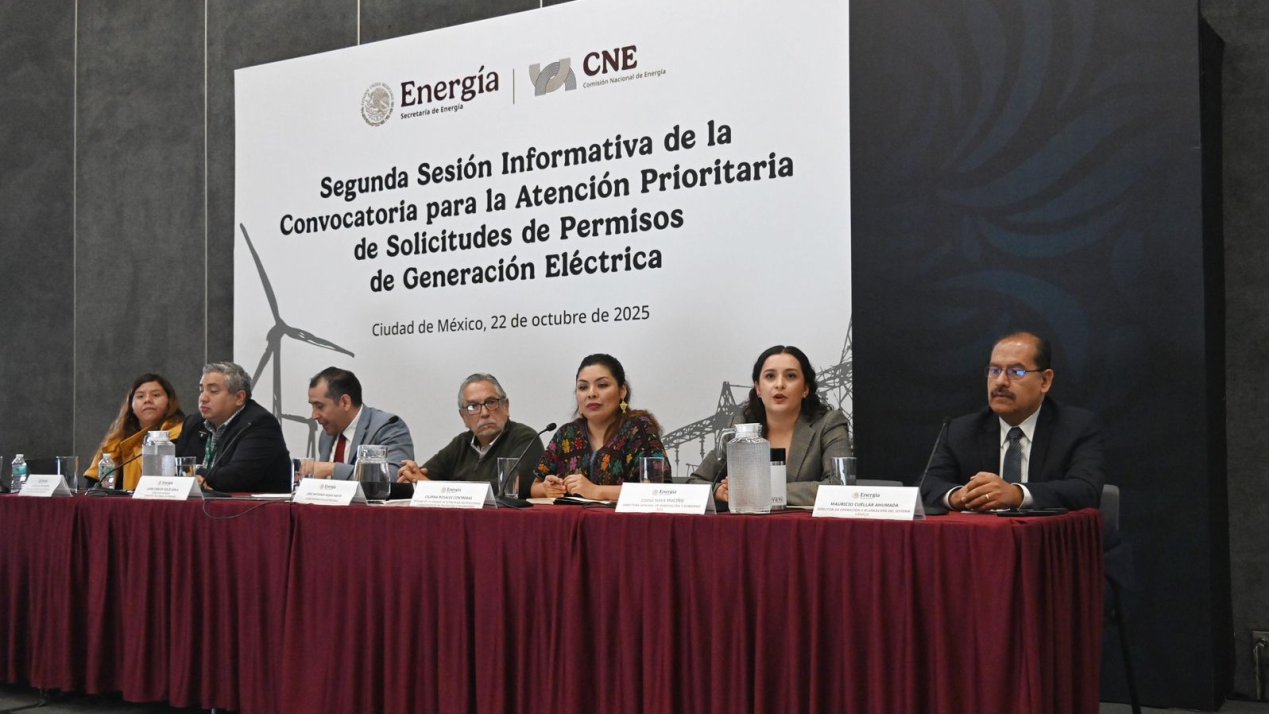 SENER Holds Session on Priority Power Generation Permits