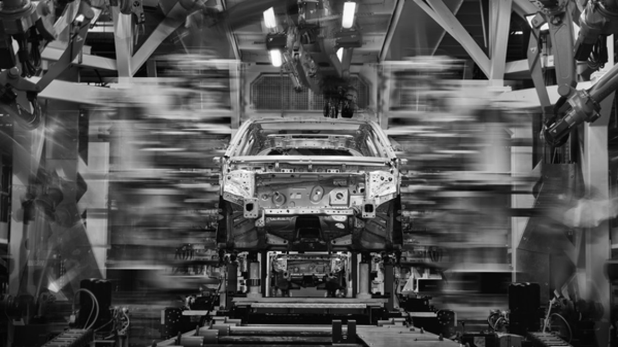 Stellantis Shifts Jeep Compass Production from Canada to Illinois