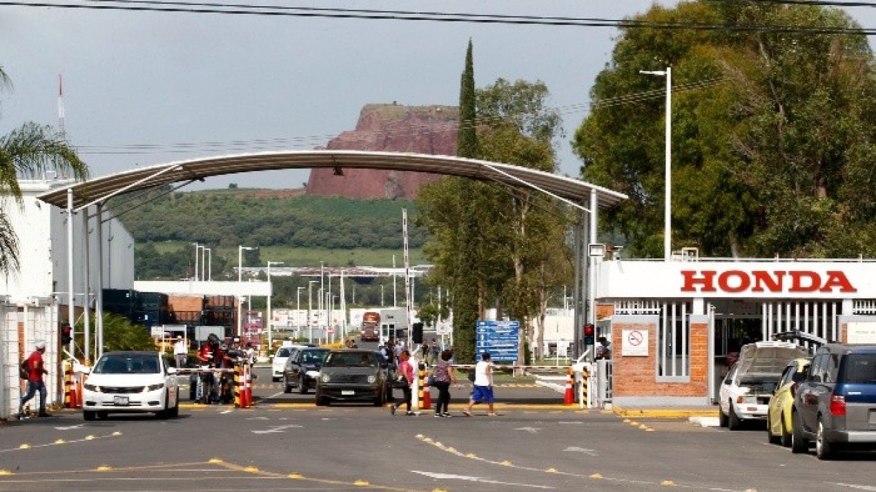 Honda Halts Mexico Production After Losing Nexperia Chip Supply