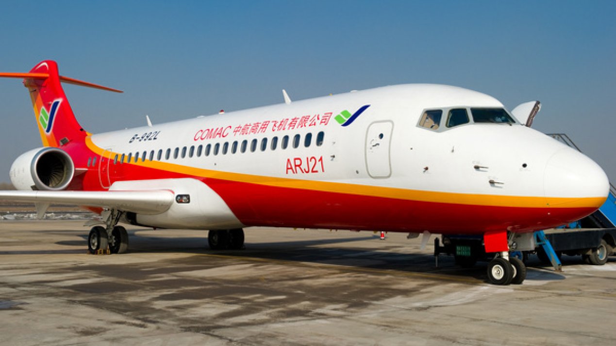 COMAC Showcases C919 in Dubai Amid Airbus-Boeing Strains