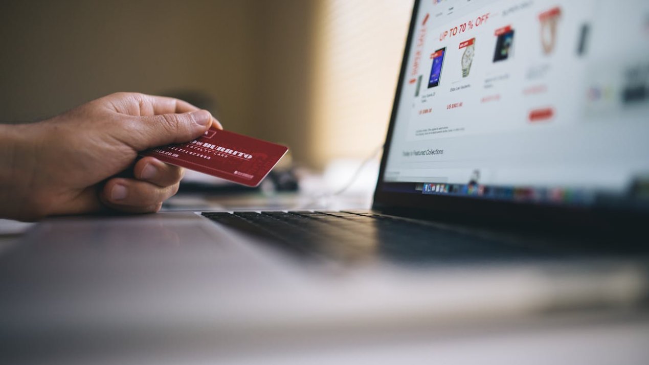 Shein Launches Co-Branded Credit Card With Stori