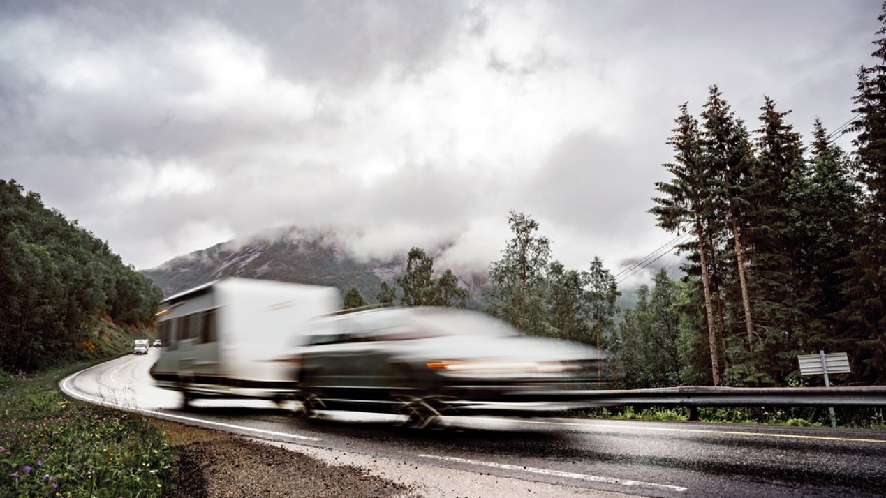 France Launches Highway Pilot for Wireless EV Charging