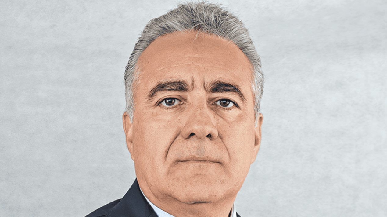 Building a Bridge Between Suppliers and Users: Regulus