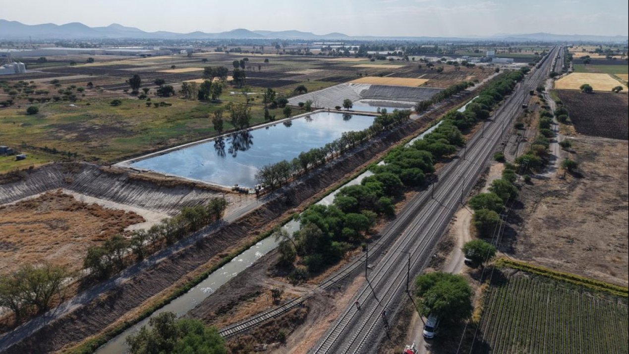Mexico–Queretaro Rail Work Paused in Teoloyucan 