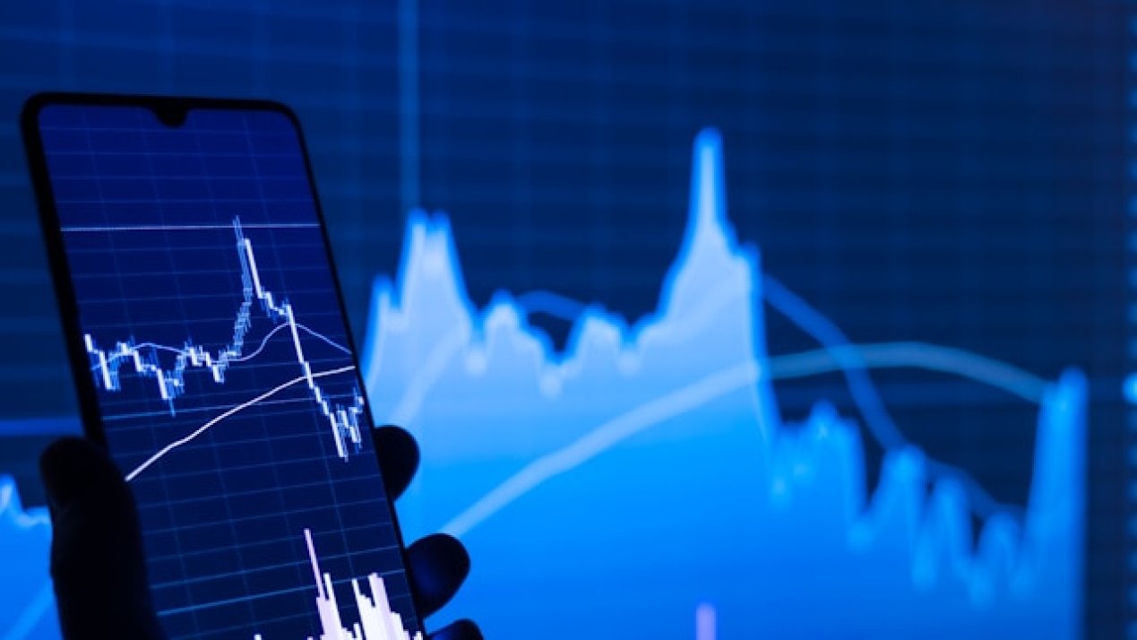 Mining and Metals Set for Cautious Optimism in 2026