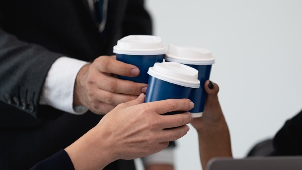 Starbucks Expands Community Grants, Launches Global Hunger Effort