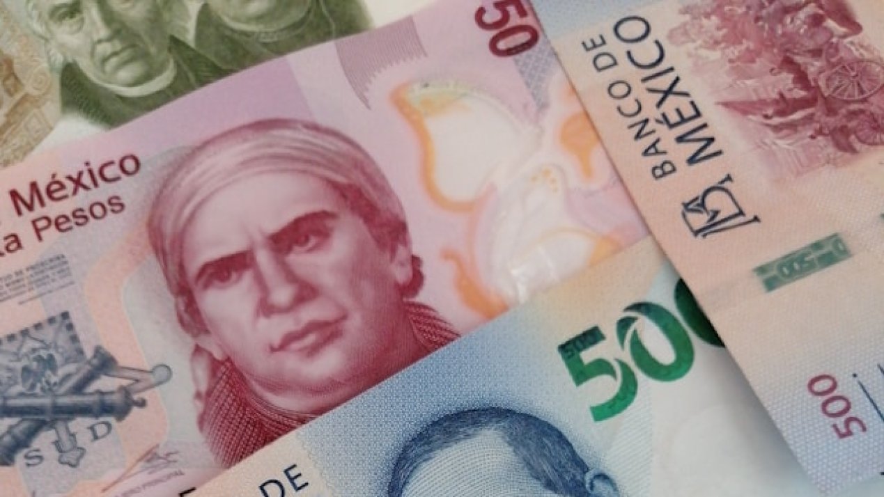 Informality Leaves Millions Without Holiday Bonus in Mexico