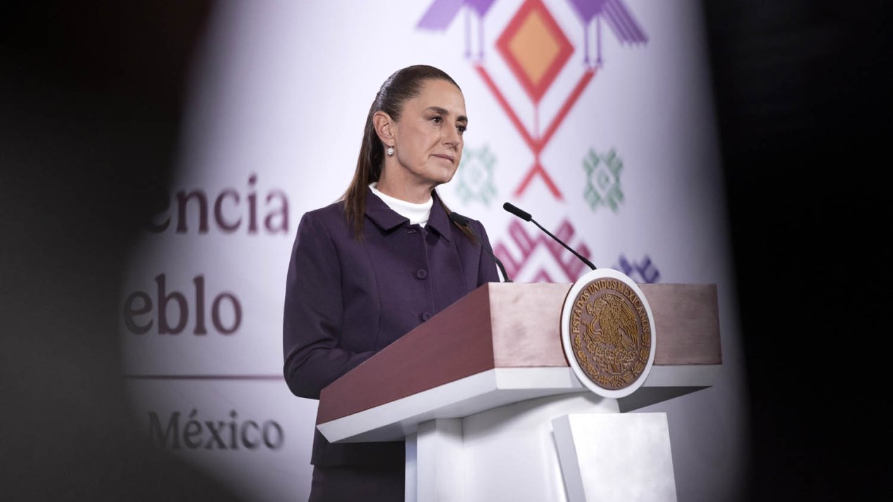 Claudia Sheinbaum Seeks Meeting With Trump / Housing Achievements